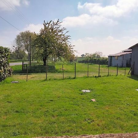 Ferme De L'Etang - Gite Epuisay Bagian luar foto