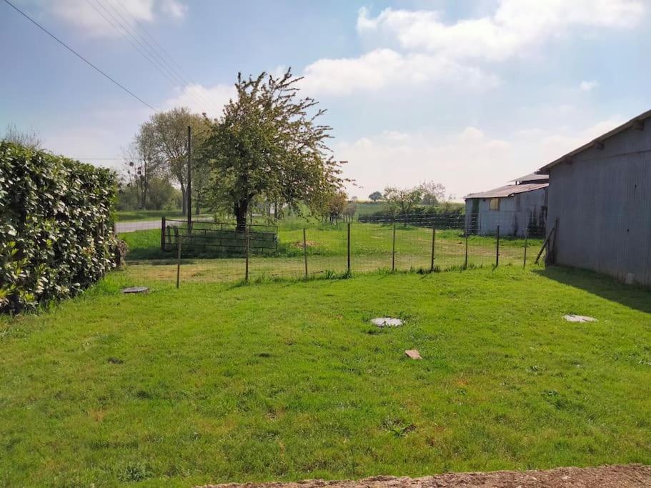 Ferme De L'Etang - Gite Epuisay Bagian luar foto